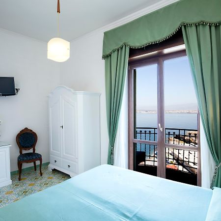 La Panoramica Hotel Castellammare di Stabia Exterior photo