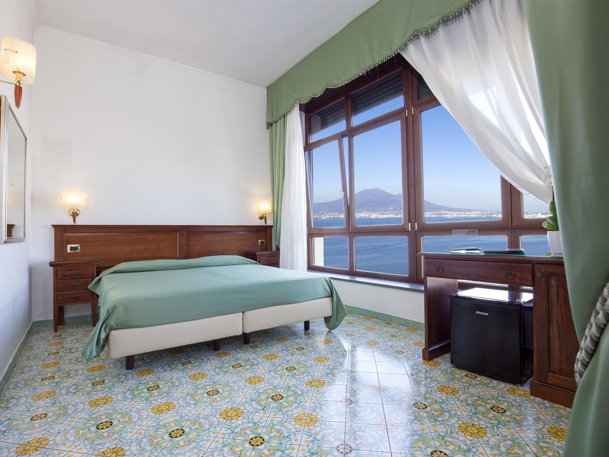 La Panoramica Hotel Castellammare di Stabia Exterior photo