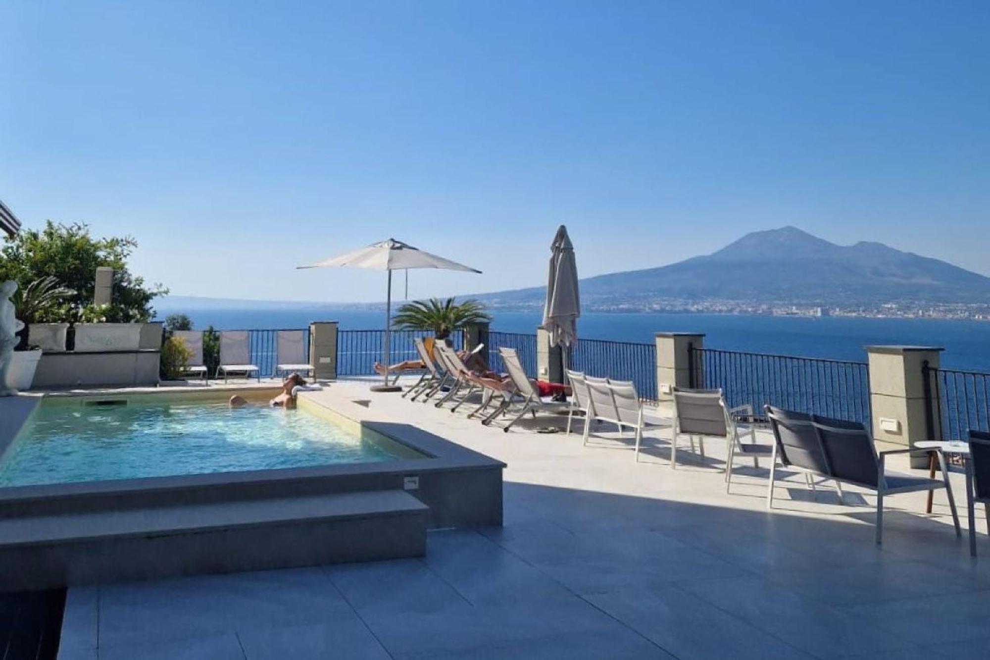 La Panoramica Hotel Castellammare di Stabia Exterior photo