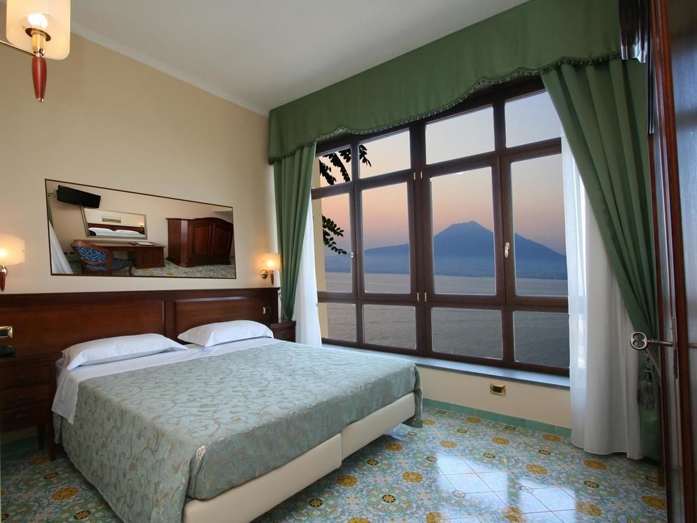 La Panoramica Hotel Castellammare di Stabia Exterior photo