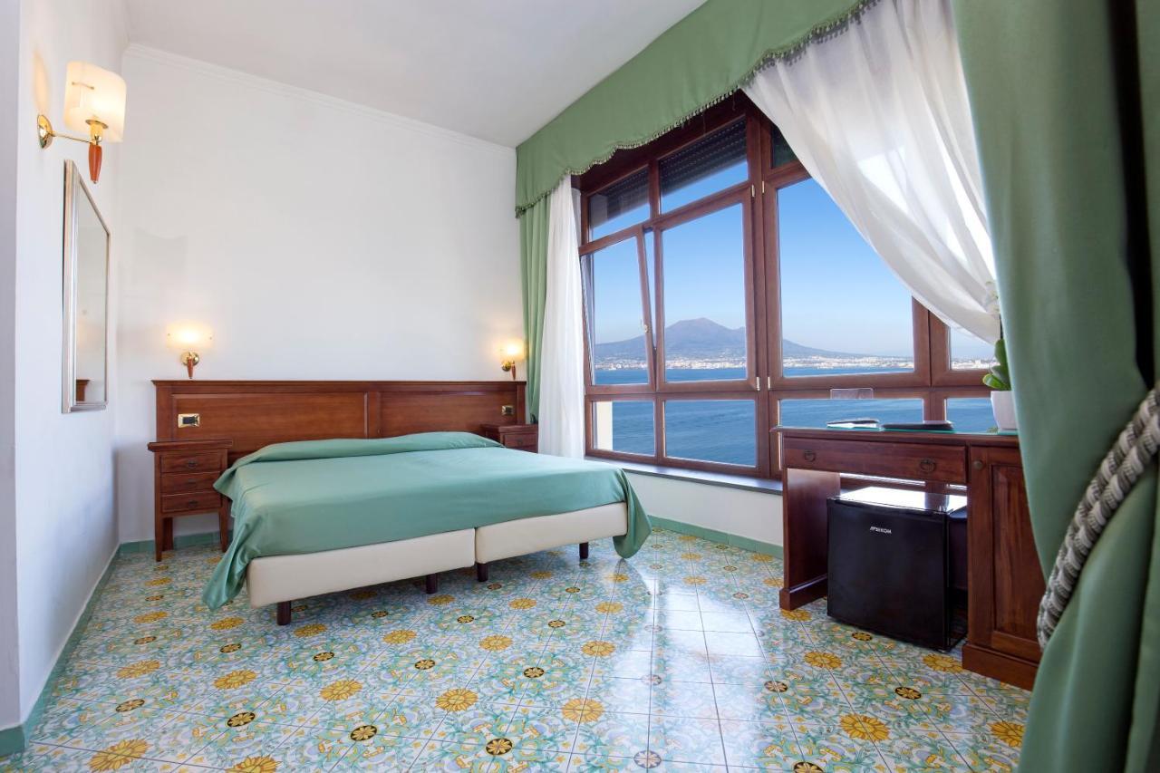 La Panoramica Hotel Castellammare di Stabia Exterior photo